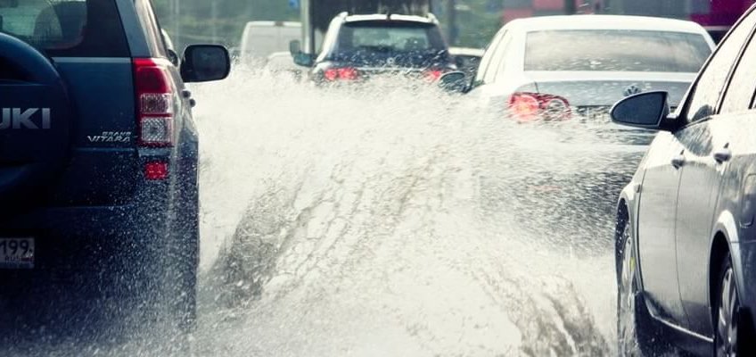 conducir con lluvia