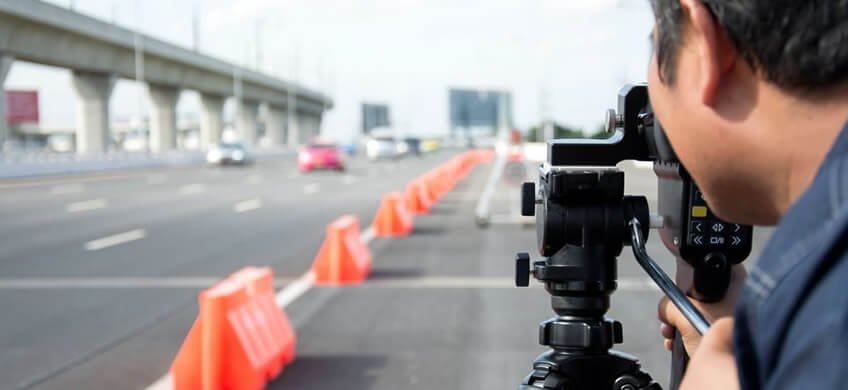 ¿Cómo funcionan y dónde se encuentran los radares velolaser? radares velolaser