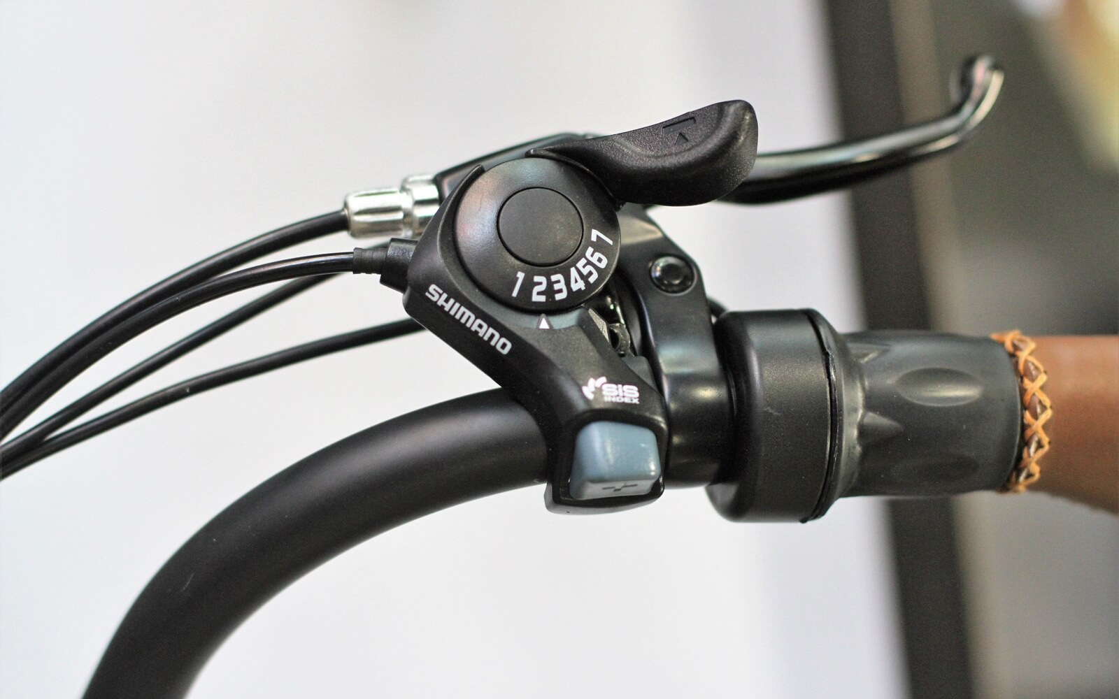 Frenos de bicicletas eléctricas: normativas España Bicicletas eléctricas necesitan licencia de conducir
