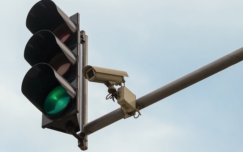 Lujoso aniversario Brutal Cómo son las cámaras de los semáforos? | Emesa M-30