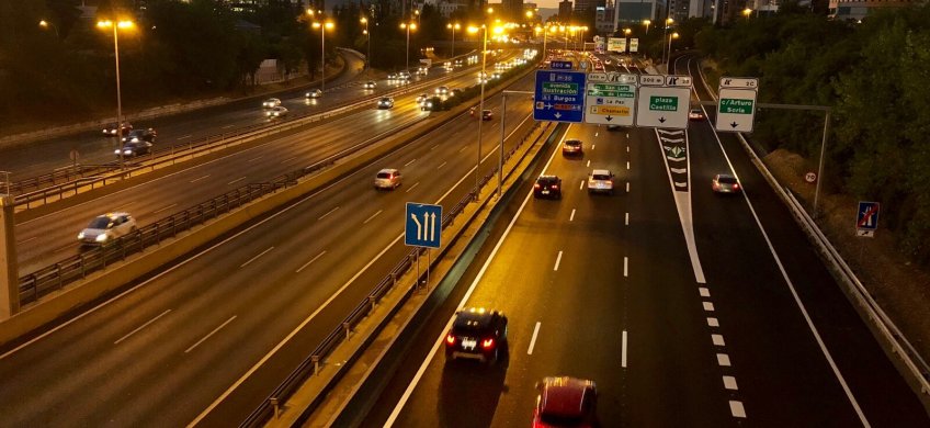 se puede circular por la m30 sin pegatina