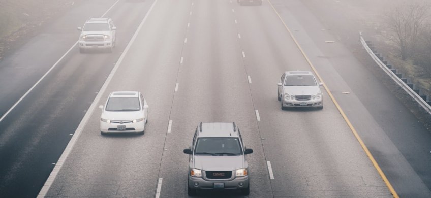 Sistemas antiniebla en carreteras: innovación para tu seguridad Sistemas antinieblas