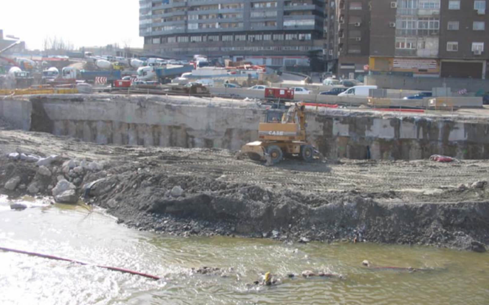 Excavación del túnel durante su construcción febrero 2007