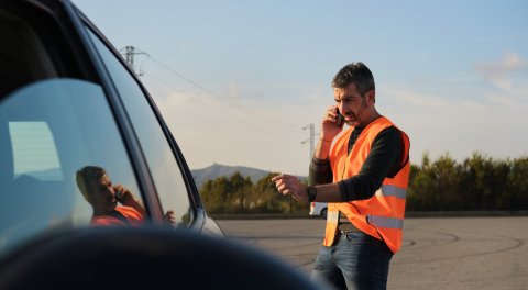 sin batería en el coche