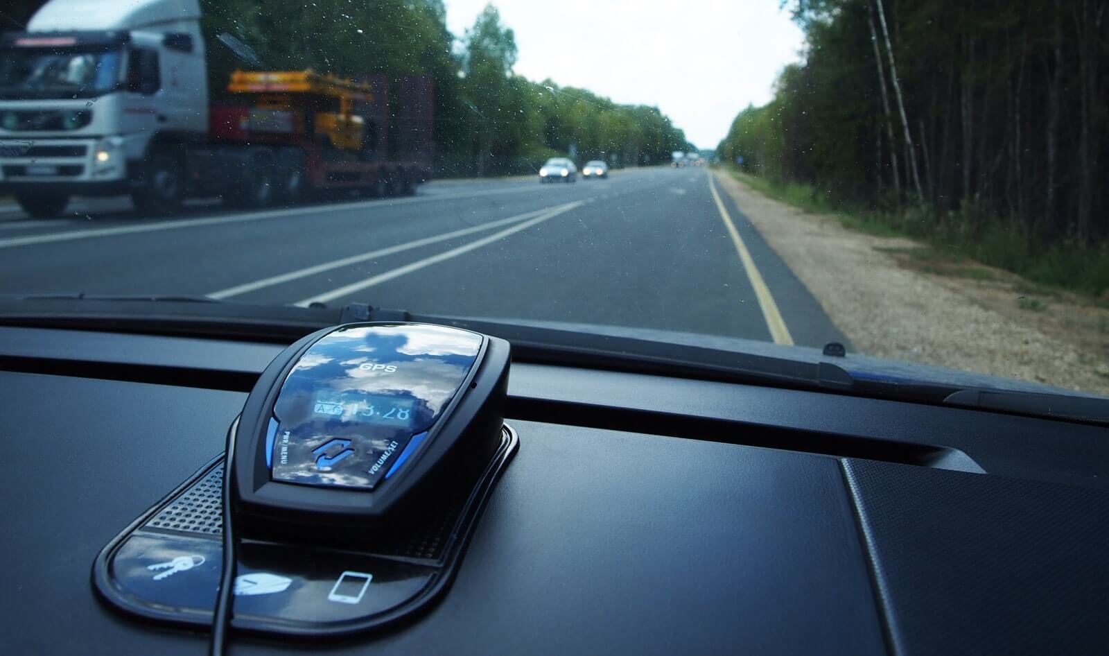 DGT: La investigación que lleva a cabo para pillar a los más pícaros 2 Motor16 detector de radares moviles Motor16