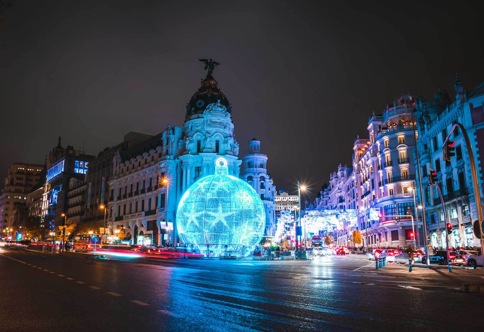Disfruta de las luces de Navidad en Madrid Emesa M30