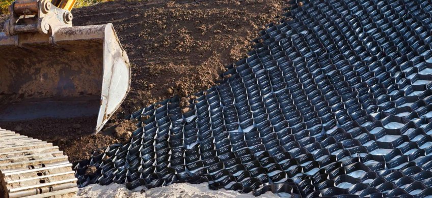 Geomallas: qué son y qué soluciones aportan a las carreteras Geomallas