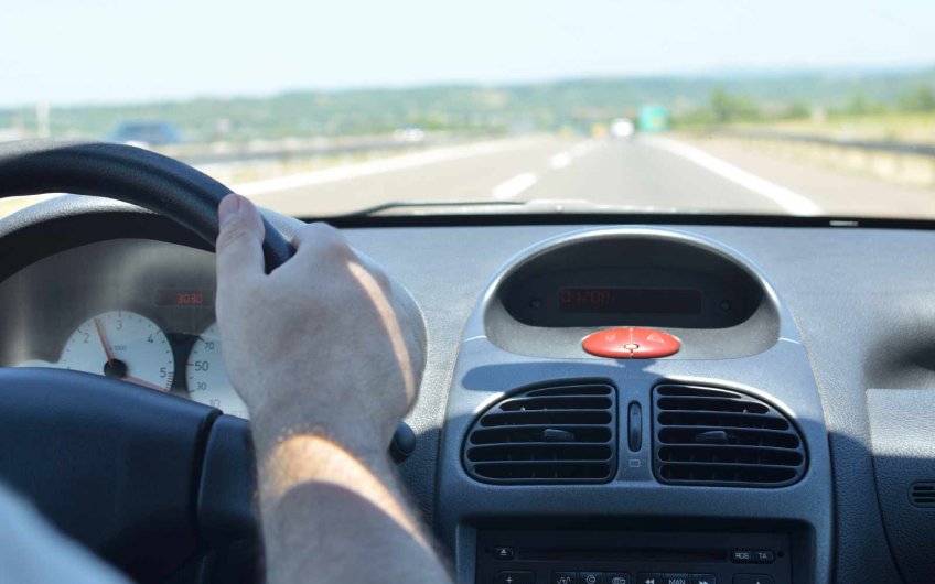 Sistemas de seguridad activa coche