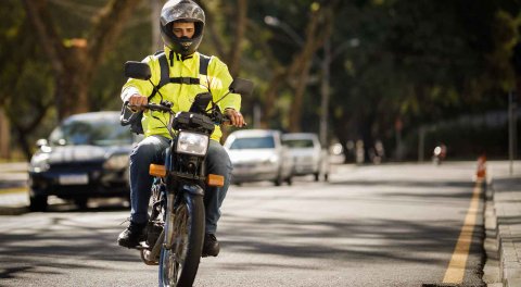 Conducir moto en ciudad