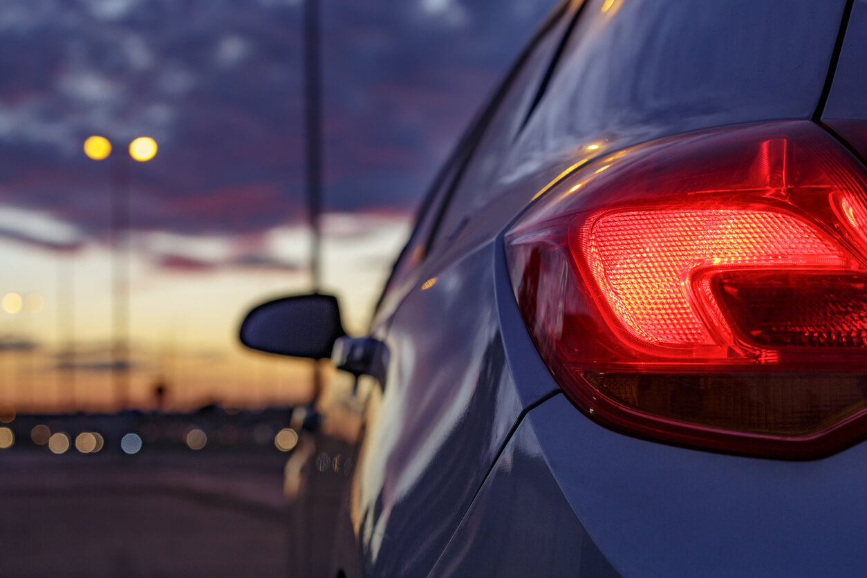 revisar el coche antes de viajar 