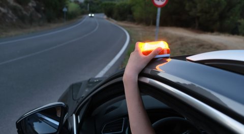luz de emergencia v16