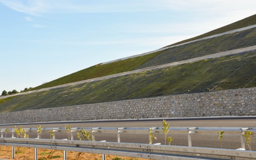 hidrosiembra en taludes hidrosiembra en taludes