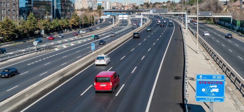 ¿qué coches no podrán circular por madrid en 2026